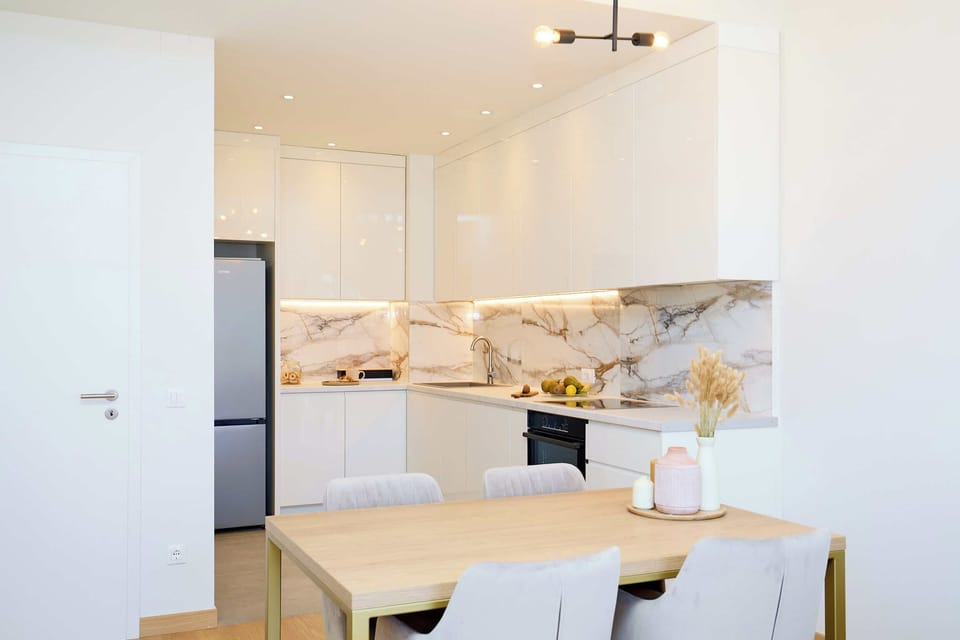 Apartment (1 Bedroom) | Private kitchen | Oven