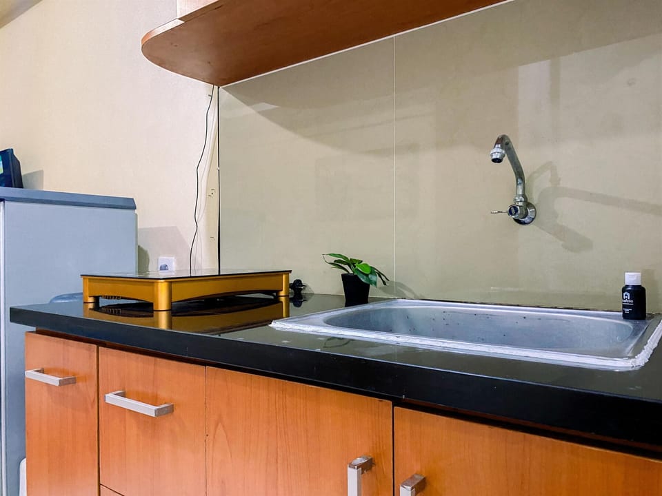 Studio | Private kitchen | Full-size fridge, stovetop, rice cooker
