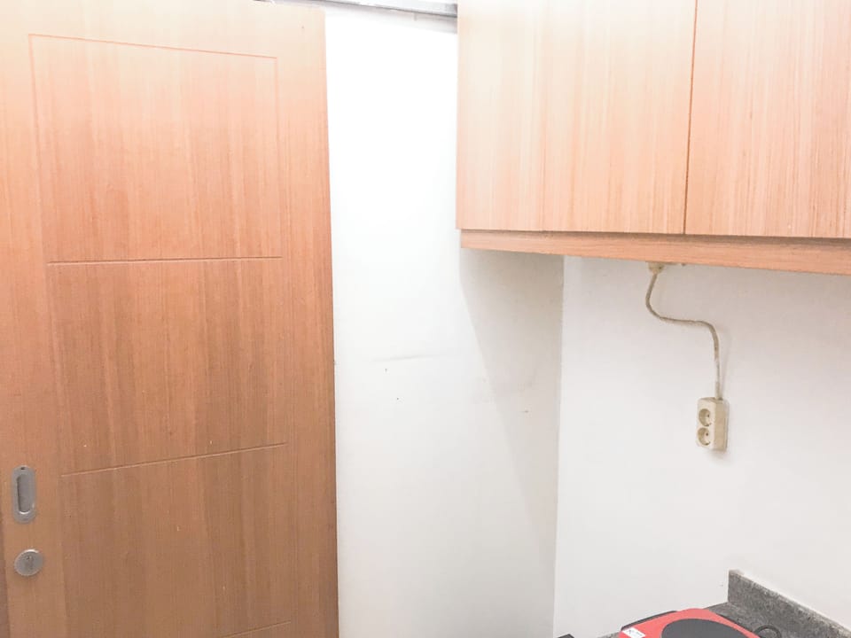 Studio | Private kitchen | Full-size fridge, stovetop, rice cooker