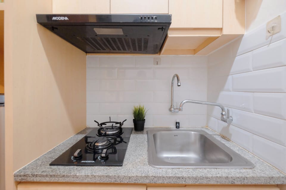 Studio | Private kitchen | Full-size fridge, stovetop, rice cooker