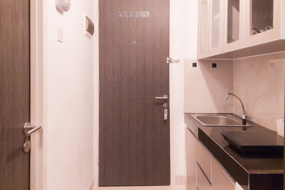 Studio | Private kitchen | Full-size fridge, stovetop, rice cooker