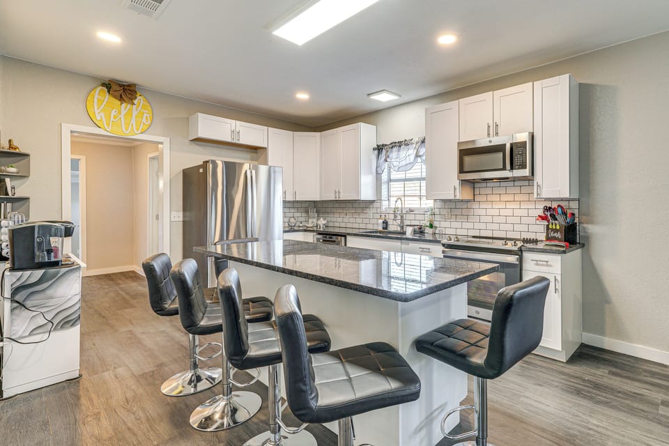 House (2 Bedrooms) | Interior