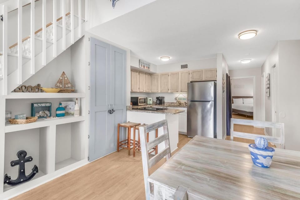 Condo, Multiple Beds (The Village 15D) | Dining