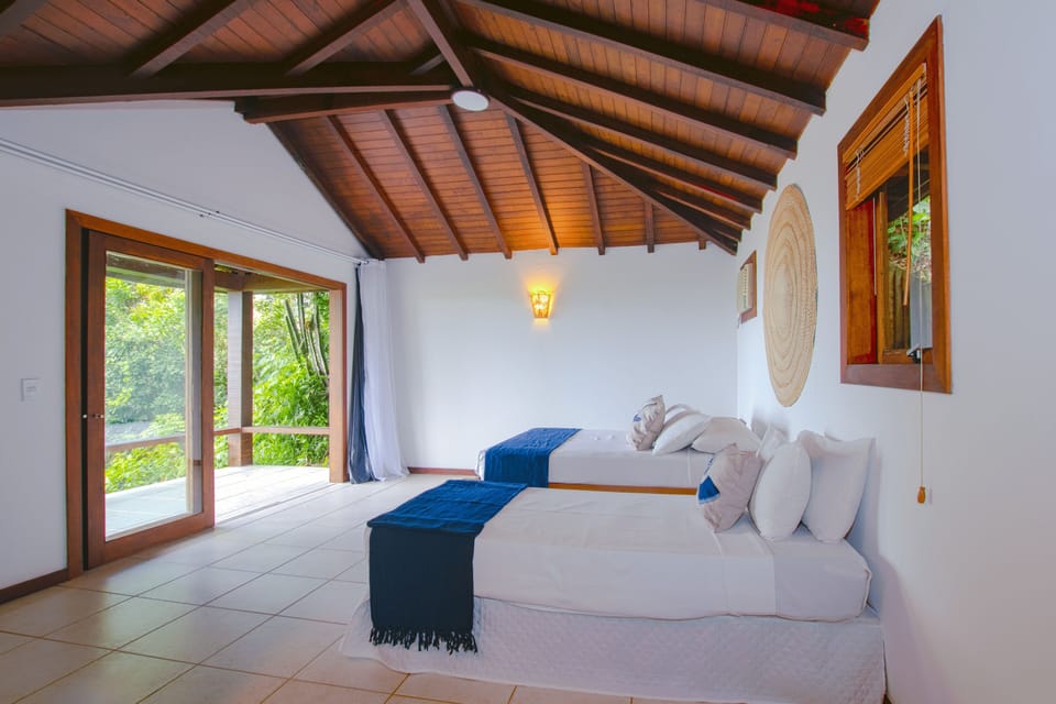 House, Lanai, Sea View | Blackout drapes, free WiFi, bed sheets