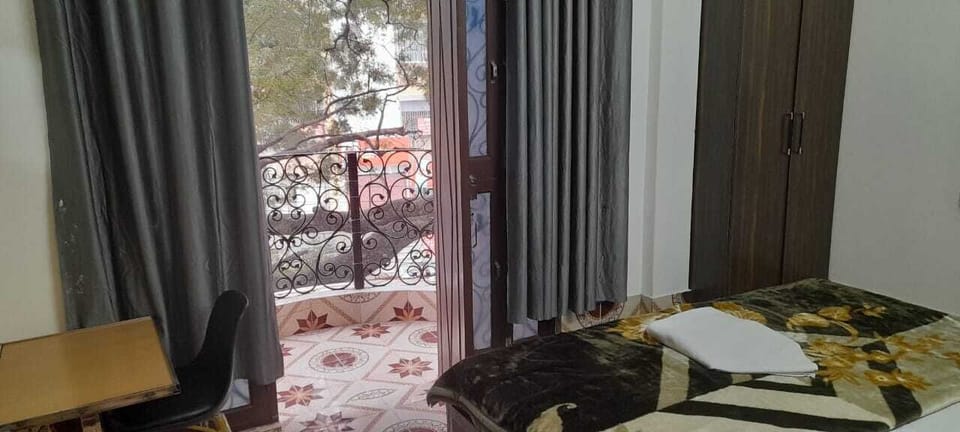 Deluxe Room | Free WiFi