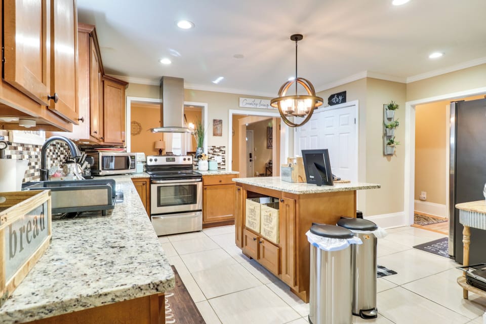 House (3 Bedrooms) | Interior