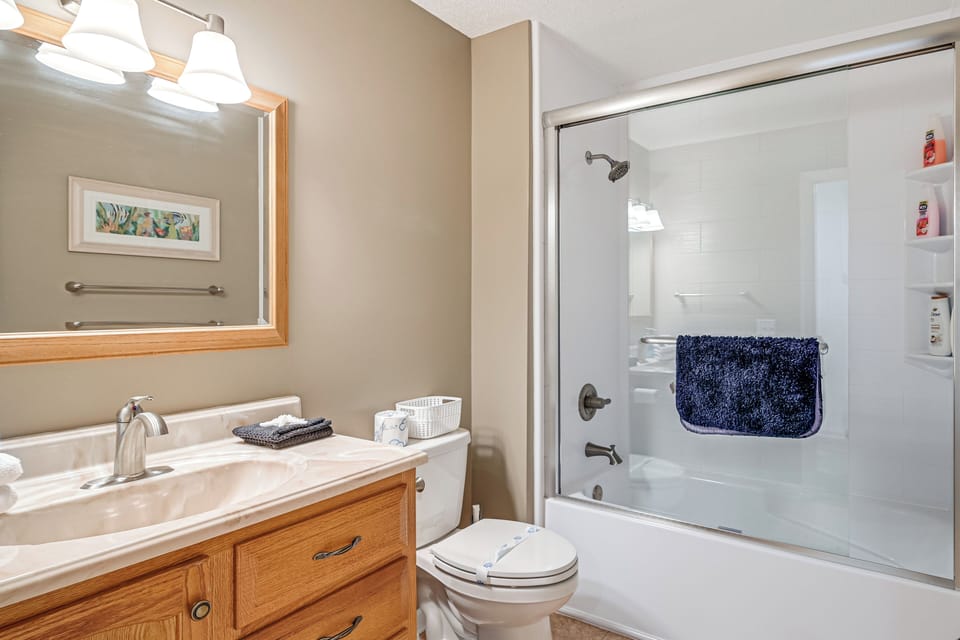Oceanfront Condo w/ Pool Access in Surfside Beach! Apartment in Surfside Beach