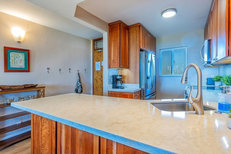 Condo, 2 Bedrooms | Interior