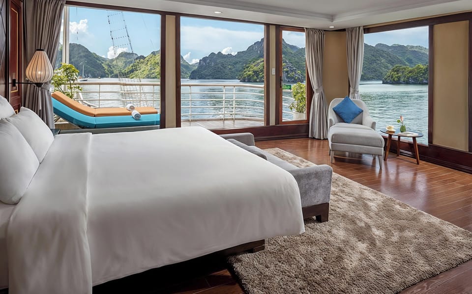 Superior Room, Balcony, Bay View | Beach/ocean view