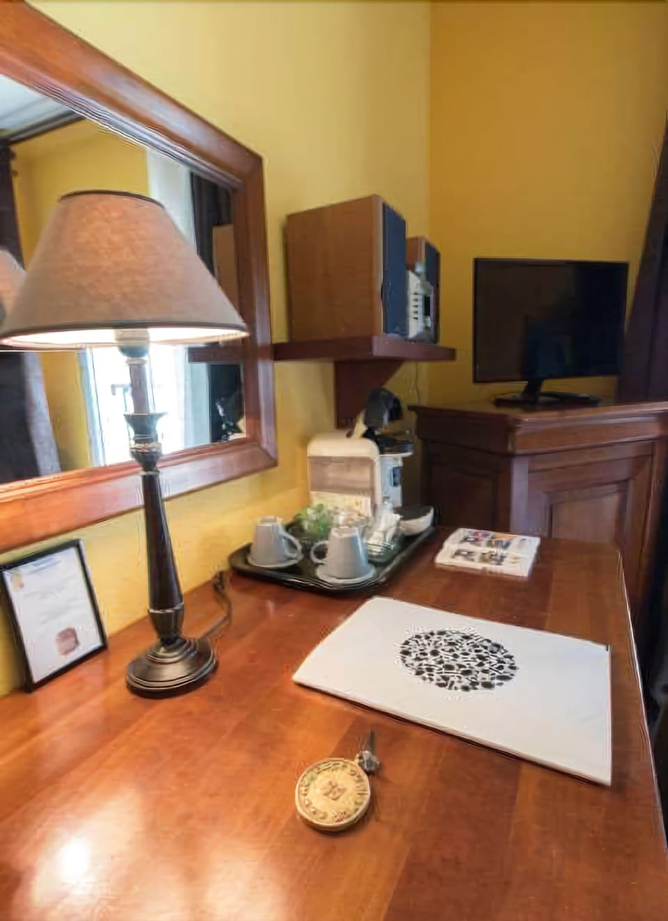 Premium bedding, free minibar, in-room safe, individually decorated