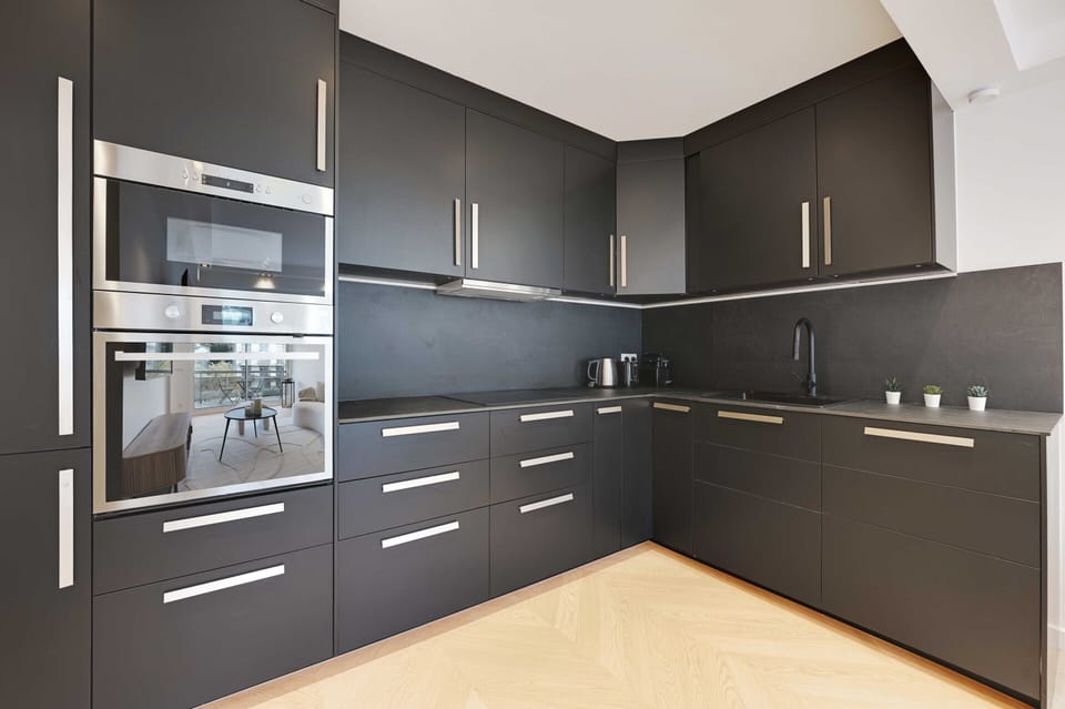 Apartment | Private kitchen | Cookware/dishes/utensils