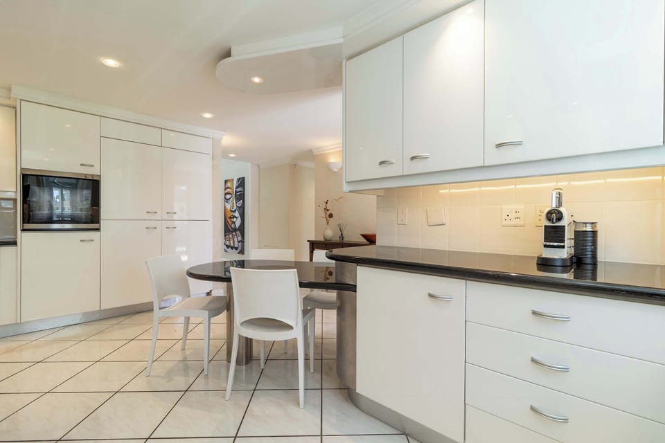 Apartment, Multiple Beds, Pool Access, Ocean View (10 Beach Club ) | Private kitchen | Fridge, microwave, oven, stovetop