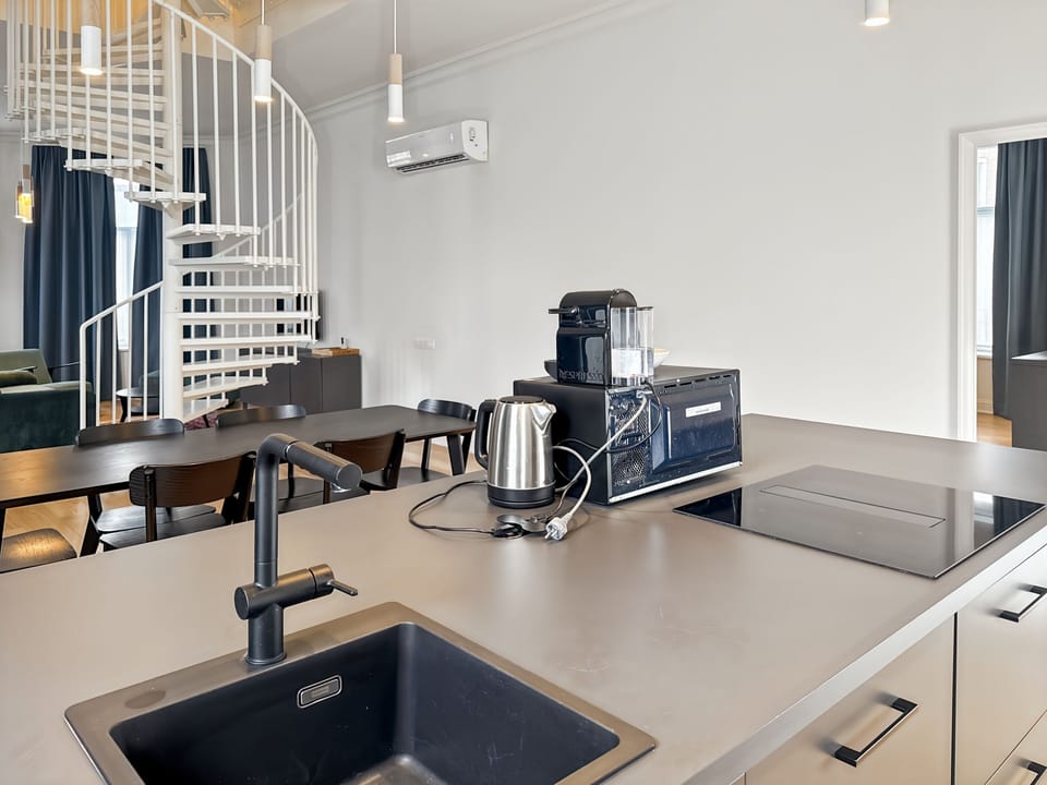 Apartment, 2 Bedrooms, City View | Interior