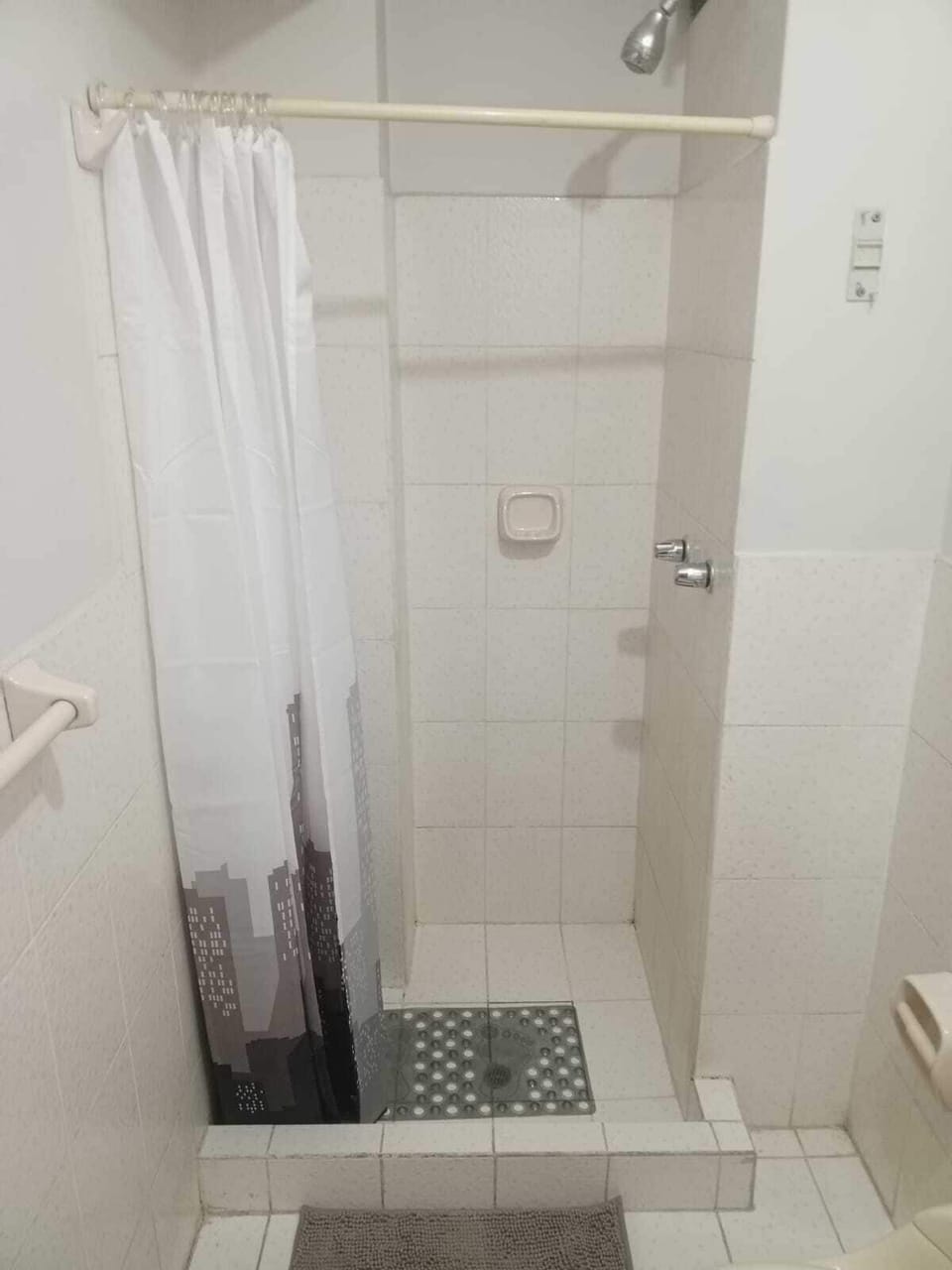Towels, toilet paper