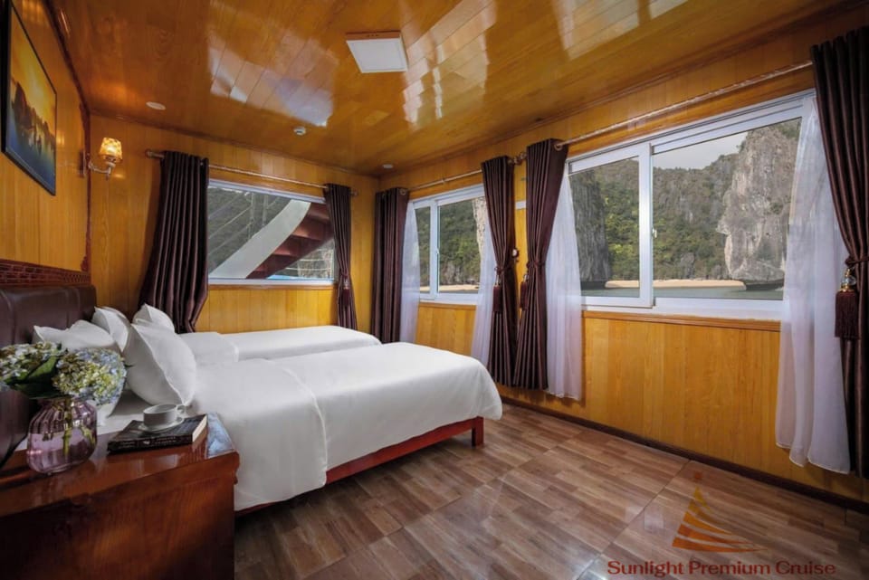 Superior Double or Twin Room, Ocean View | Desk, blackout drapes, soundproofing, free WiFi