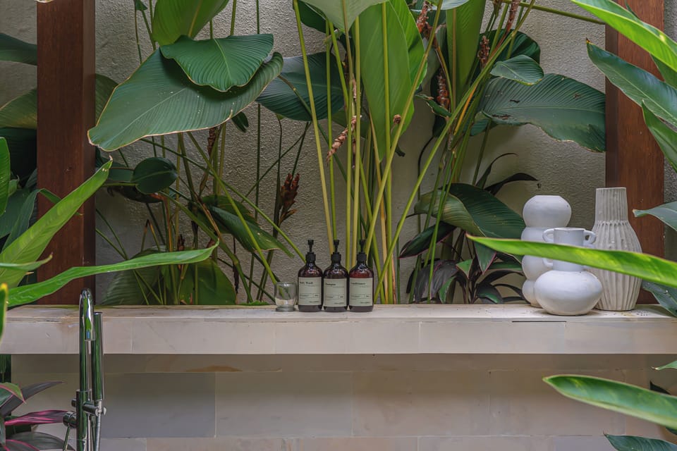 Luxury Villa, Pool View | Bathroom | Free toiletries, hair dryer, towels