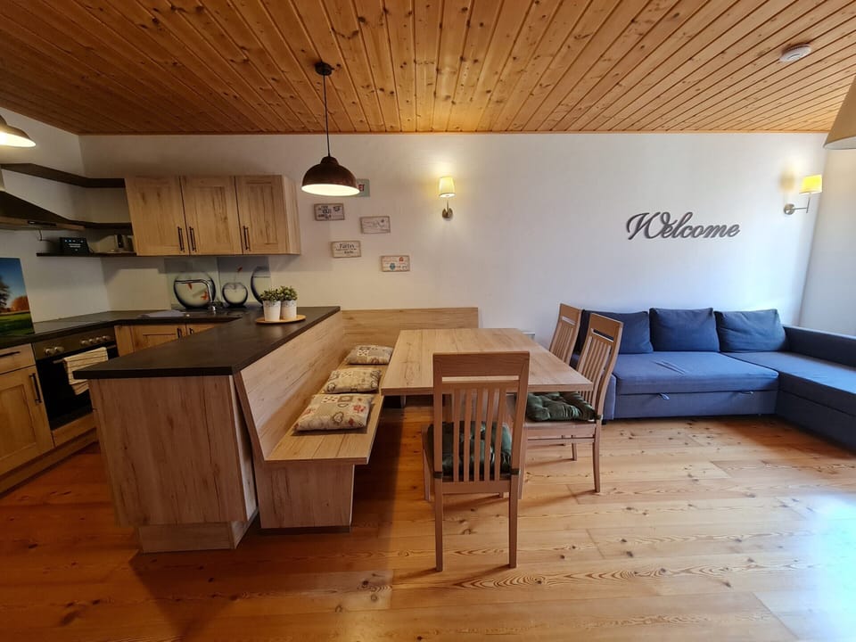 Apartment | Living room