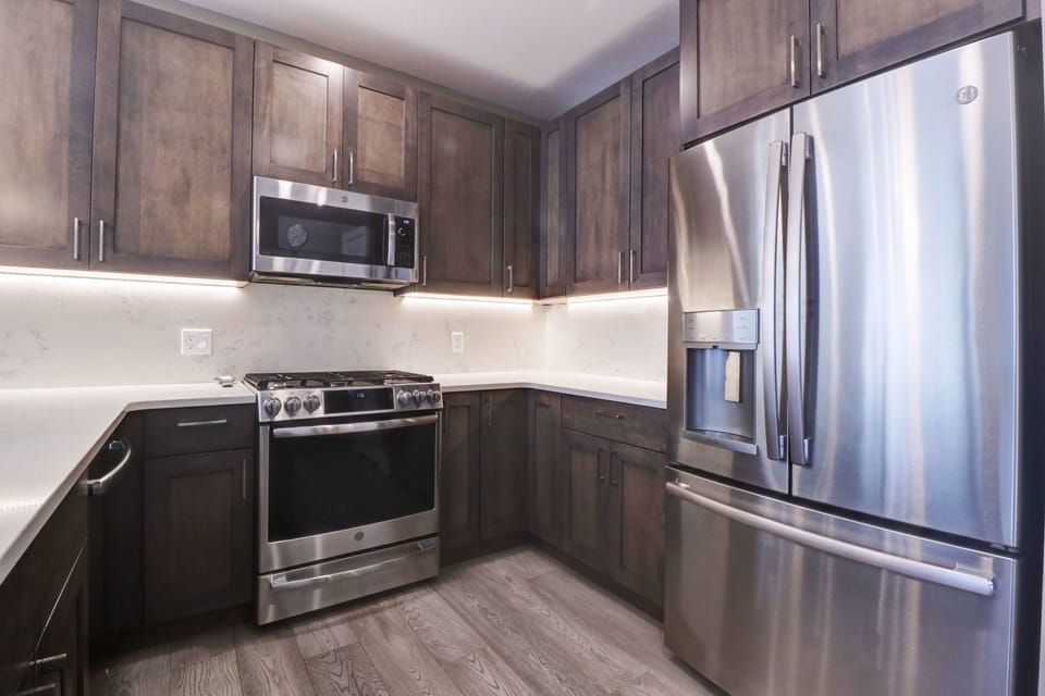Condo, 2 Bedrooms | Private kitchen | Fridge, oven, coffee/tea maker, electric kettle