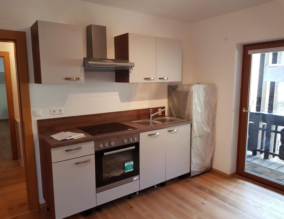 Apartment | Private kitchen | Fridge, oven, dishwasher, electric kettle