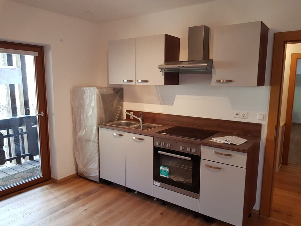 Apartment | Private kitchen | Fridge, oven, dishwasher, electric kettle