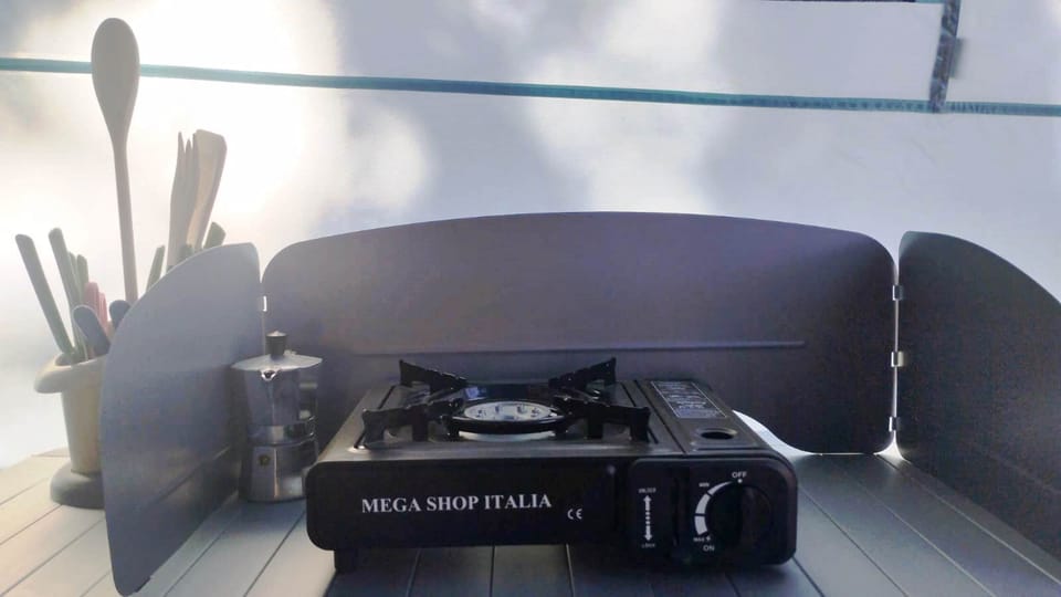 Classic Tent | Private kitchen | Fridge, stovetop, cookware/dishes/utensils, cleaning supplies