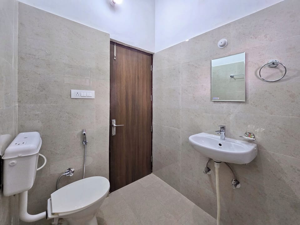 Towels, soap, shampoo