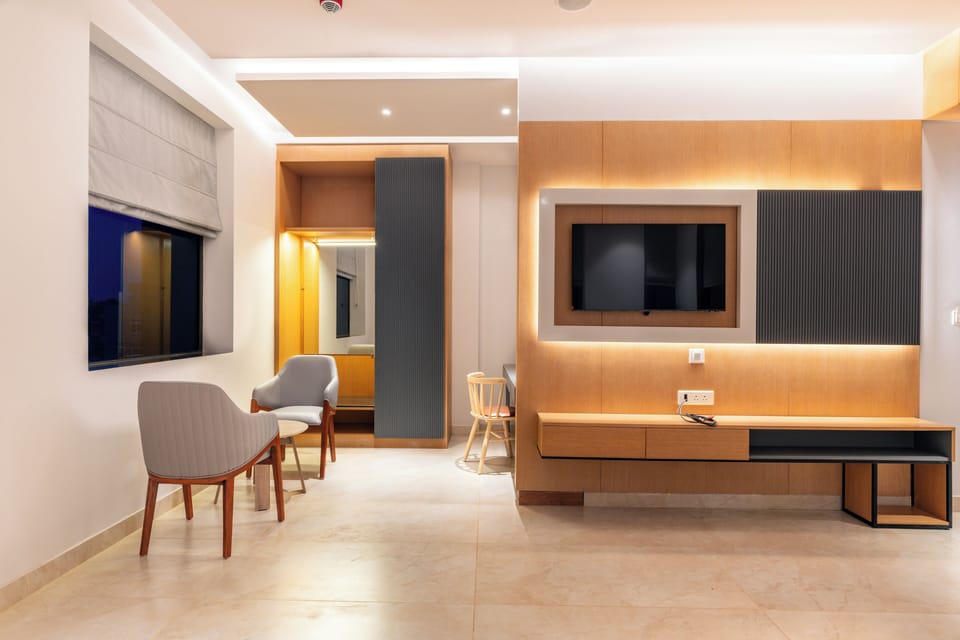 Executive Room | Living area | 42-inch LED TV with digital channels