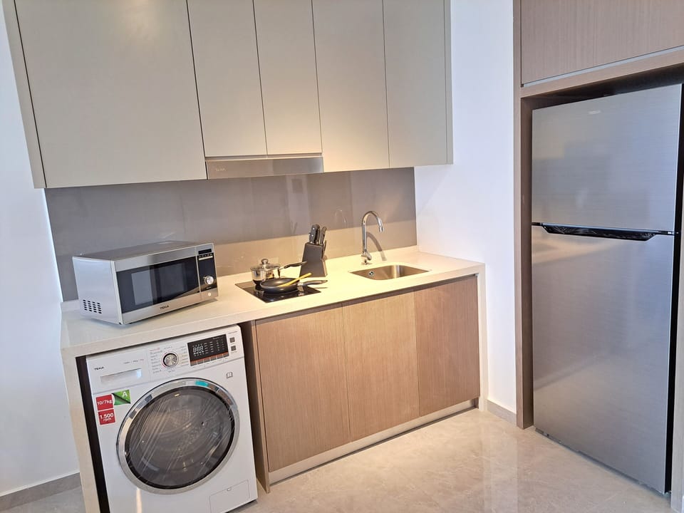 Duplex, 2 Bedrooms, City View | Private kitchen