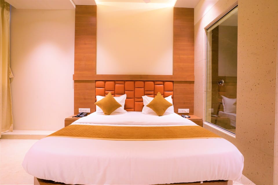 Deluxe Double or Twin Room | WiFi (free)