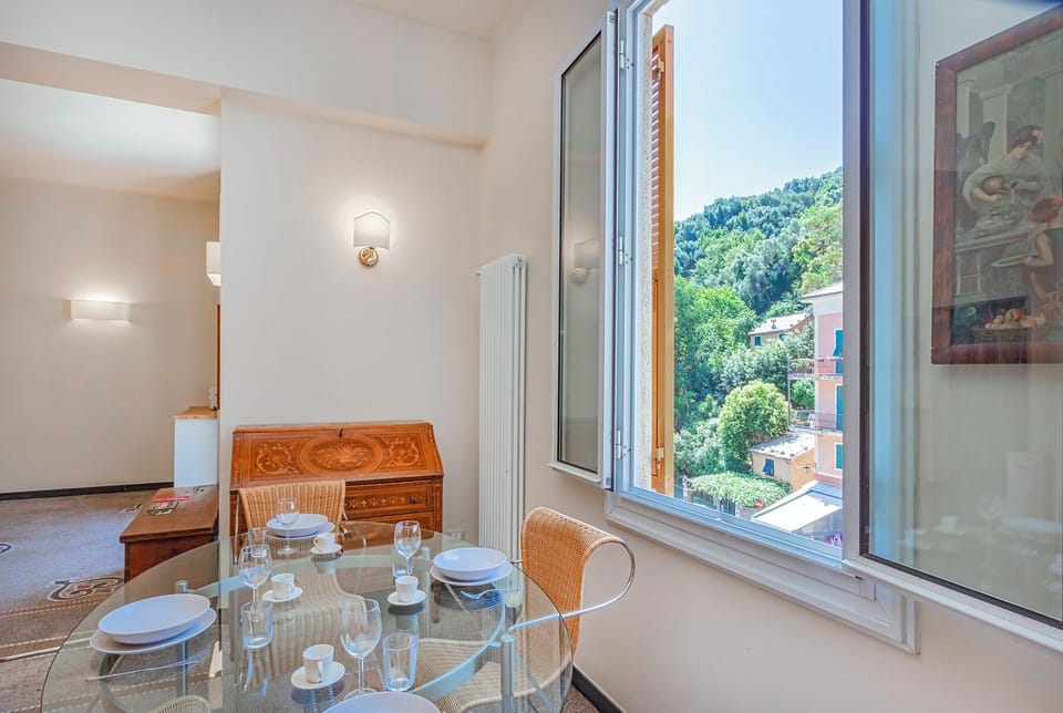 Apartment, Balcony | In-room dining