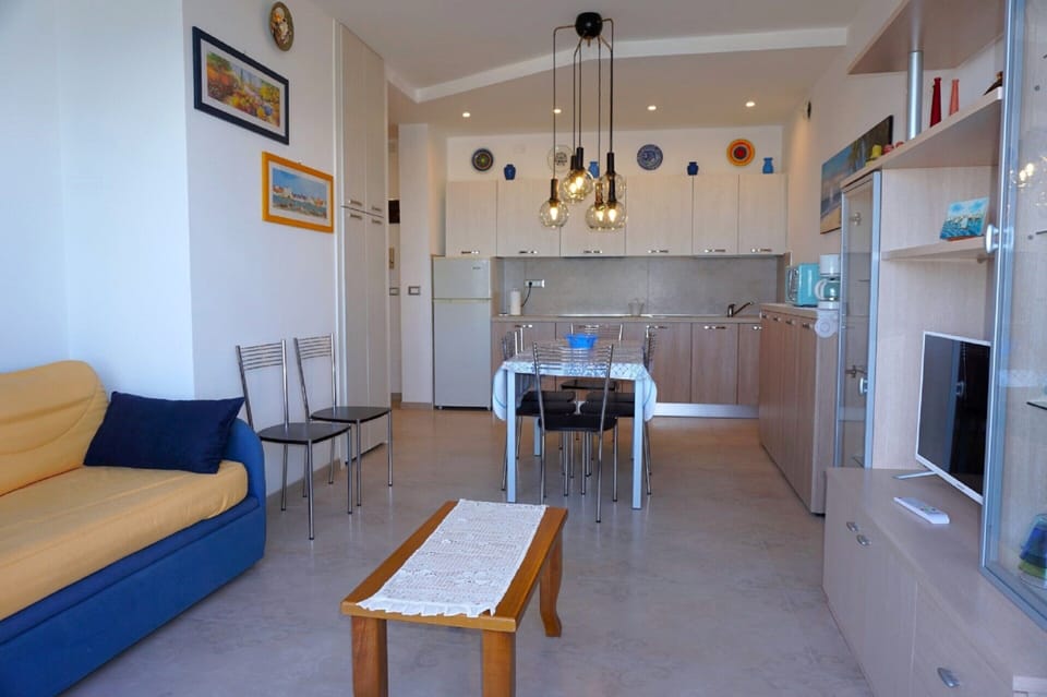 Apartment | Living room