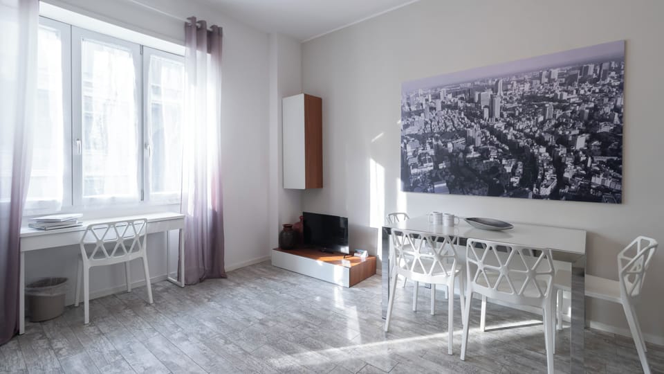 Apartment (1 Bedroom) | Interior
