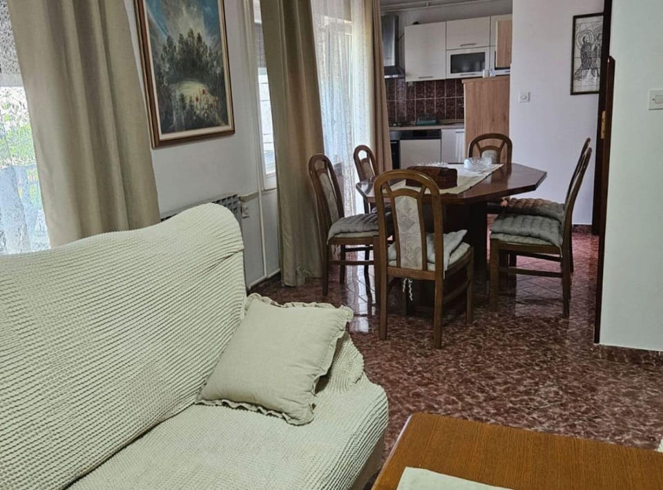 Apartment | Living room