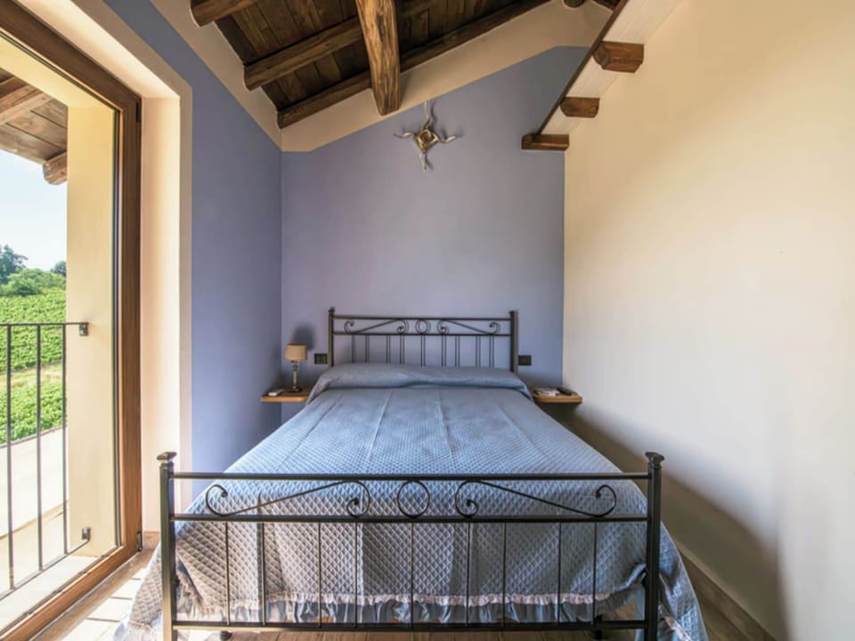 Room, 1 Bedroom, Smoking, Patio | 1 bedroom