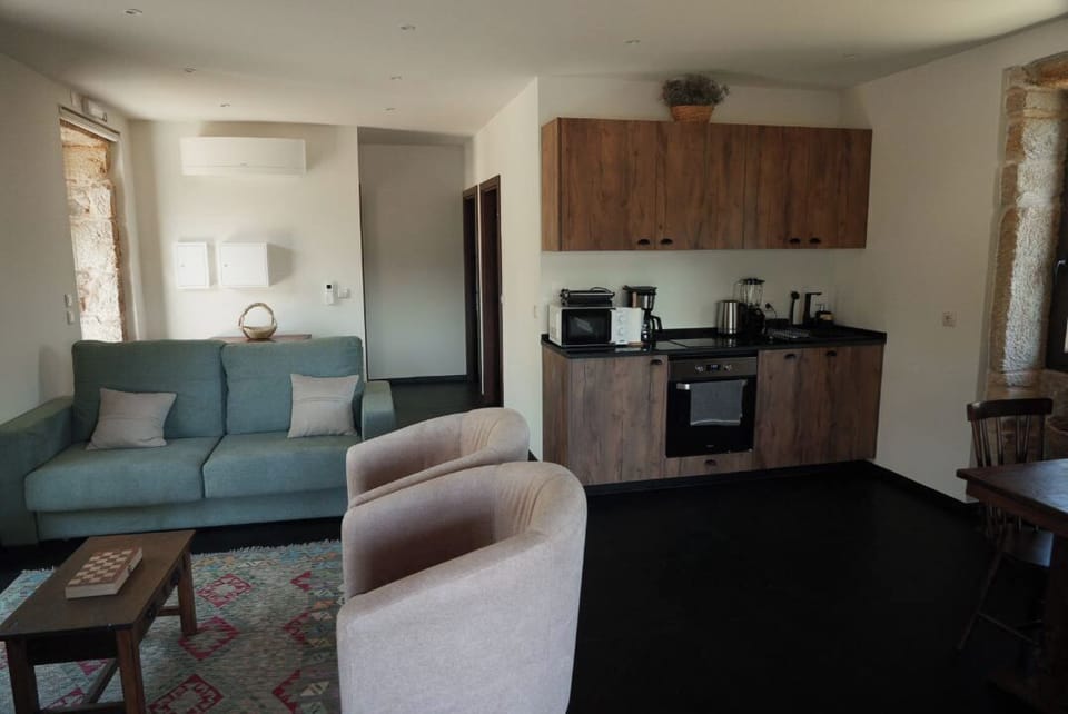 House | Private kitchen | Fridge, microwave, coffee/tea maker, electric kettle
