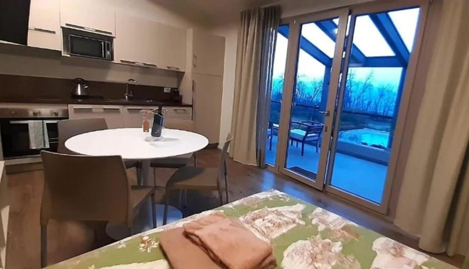 Apartment | Living room