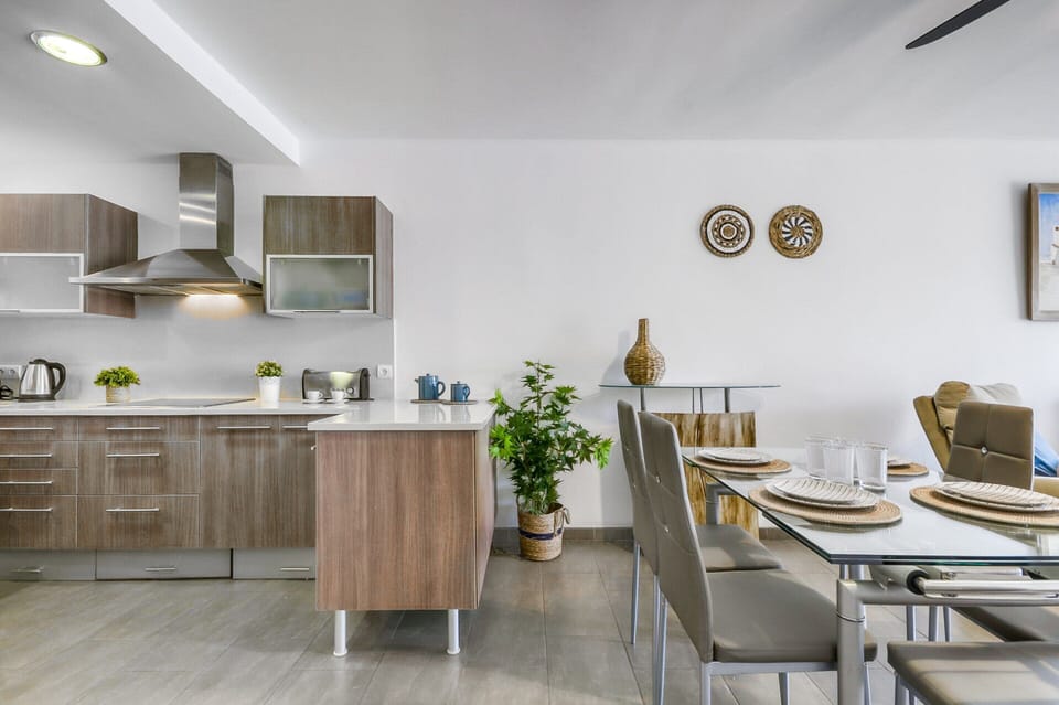 Apartment | Dining