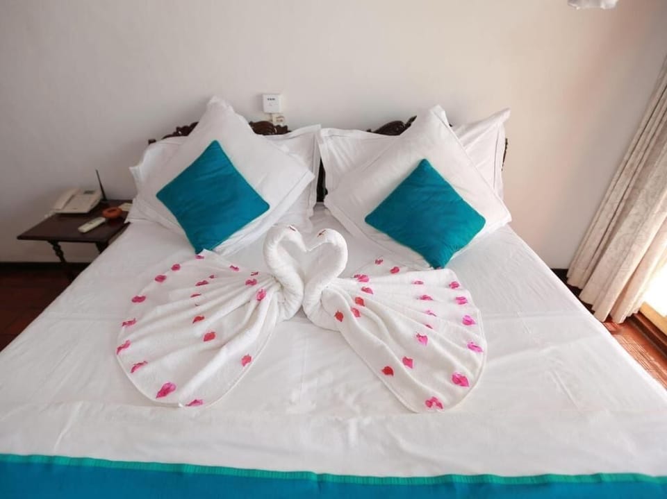 In-room safe, desk, iron/ironing board, free WiFi