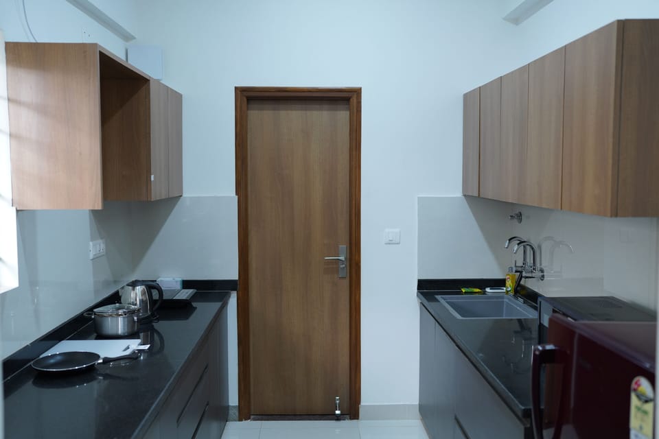 Fridge, microwave, dishwasher