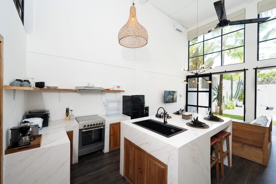 Villa, 2 Bedrooms, Pool View | Private kitchen | Microwave, stovetop, coffee/tea maker, cookware/dishes/utensils