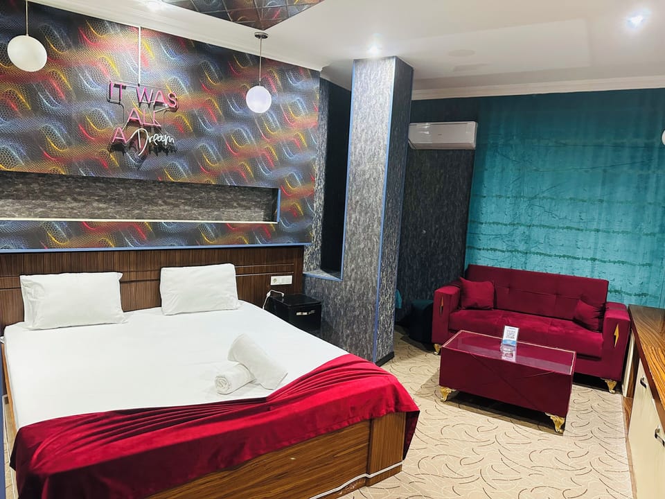 Standard Single Room | Free WiFi
