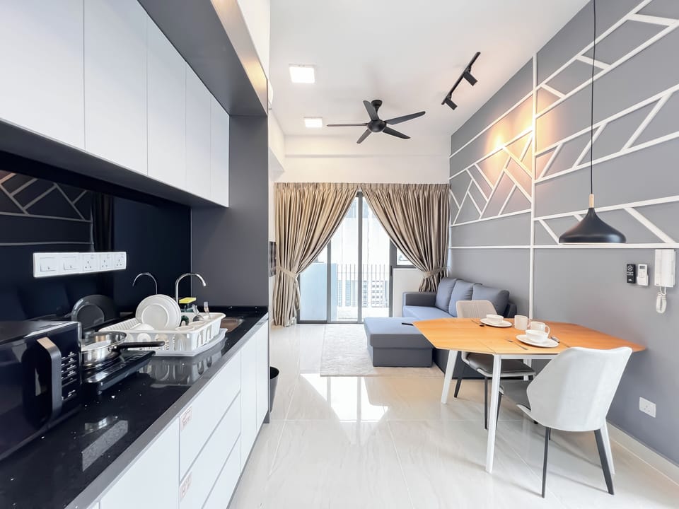 Apartment, 2 Bedrooms | Living area | 40-inch flat-screen TV with cable channels