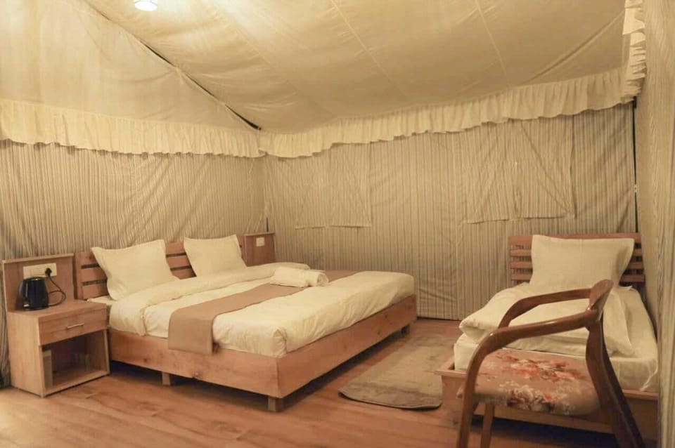 Family Tent, 1 Bedroom, Non Smoking | 8 bedrooms, desk