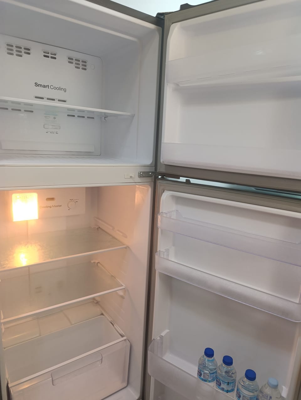 Basic Apartment | Private kitchen | Microwave