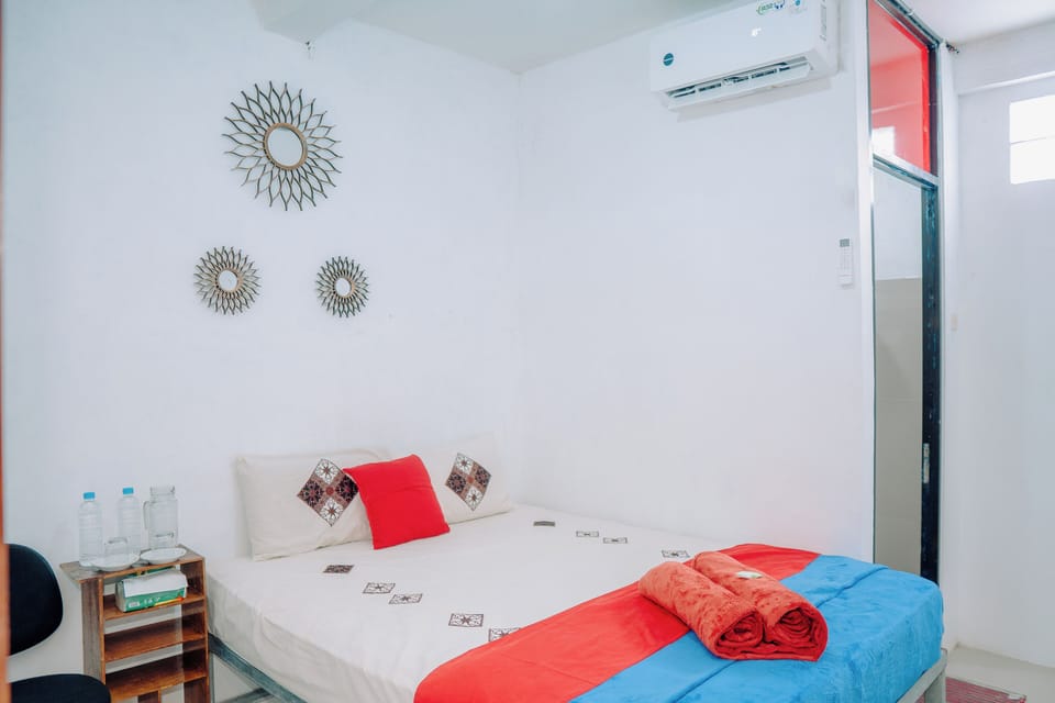 Standard Room | Minibar, desk, laptop workspace, WiFi (free)