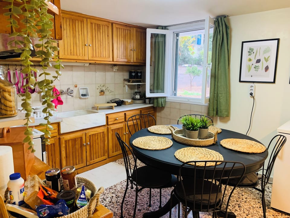 Comfort House, Courtyard View | Private kitchen | Espresso maker, coffee/tea maker, electric kettle, toaster