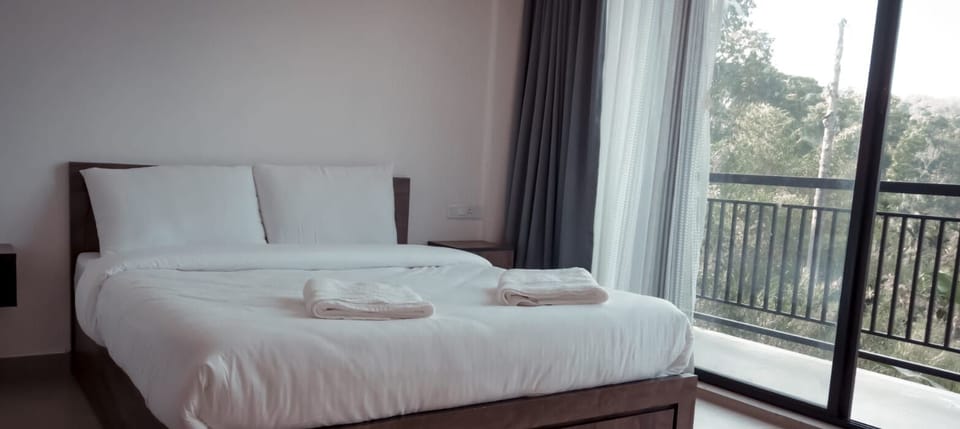 Comfort Single Room, Balcony, Garden View | Free WiFi