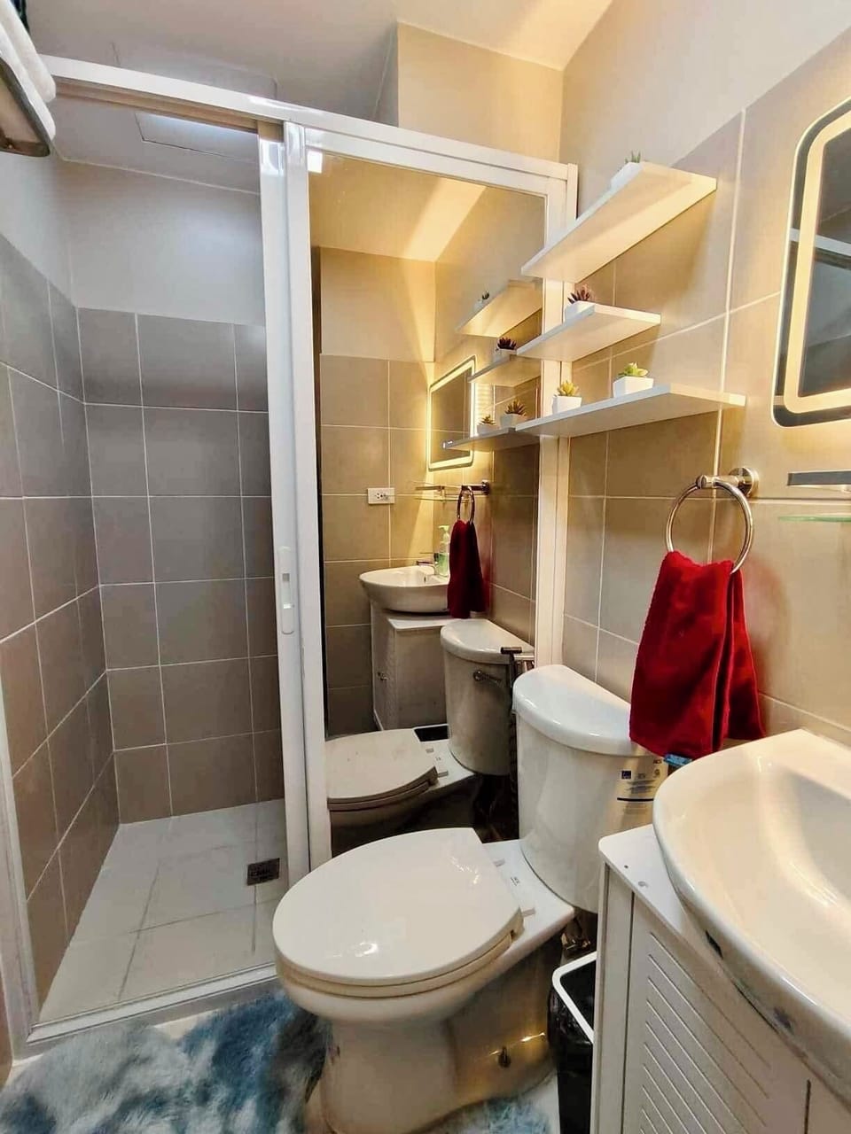 Room, 2 Bedrooms, Accessible, Balcony | Bathroom