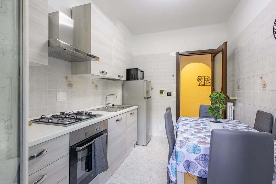 Apartment, Patio | Private kitchen | Electric kettle, toaster, highchair