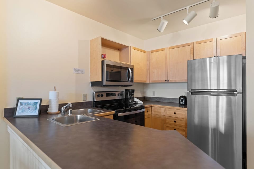 Condo (1 Bedroom) | Property amenity